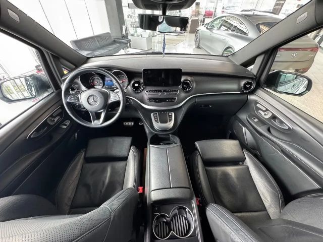 Mercedes-Benz V 300 AMG Line V 300 d