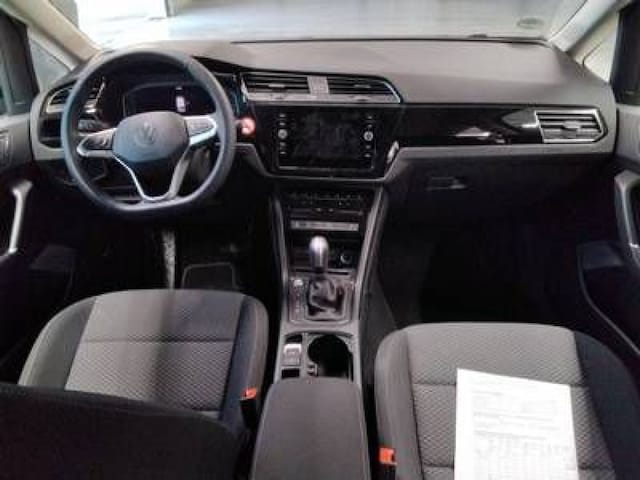 Volkswagen Touran 1.5 TSI DSG R-Line