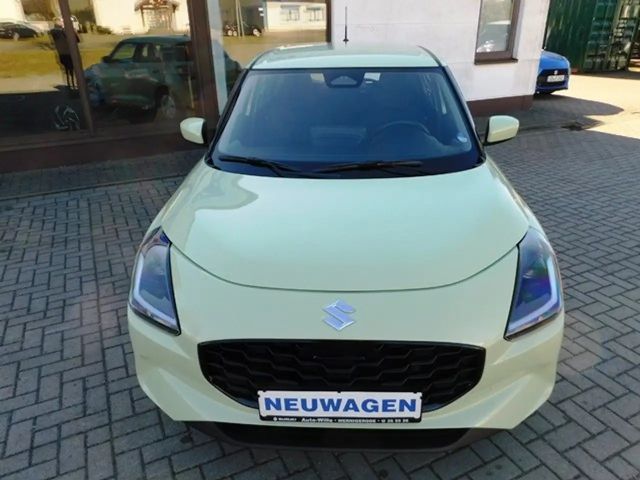 Suzuki Swift 4x2 Club DualJet Hybrid
