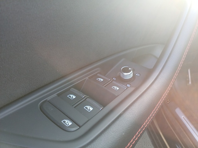 Audi A4 35 TFSI Avant S-Tronic