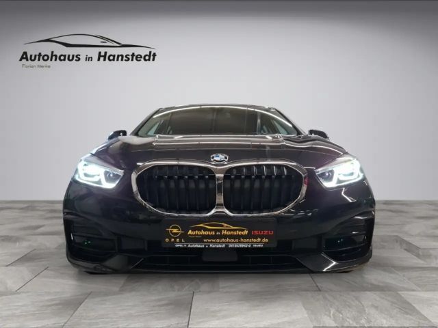 BMW 116 116i Sedan Sport Line