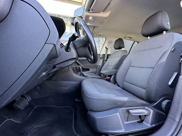 Volkswagen Golf e-Golf