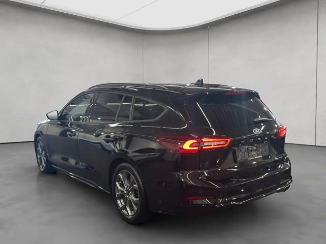 Ford Focus EcoBoost ST Line Wagon