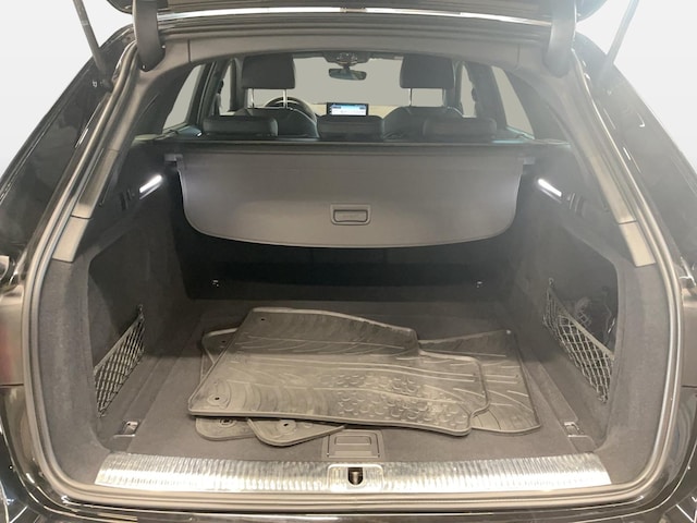 Audi A4 40 TFSI Avant S-Tronic