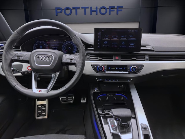 Audi A4 40 TDI S-Line S-Tronic Sedan