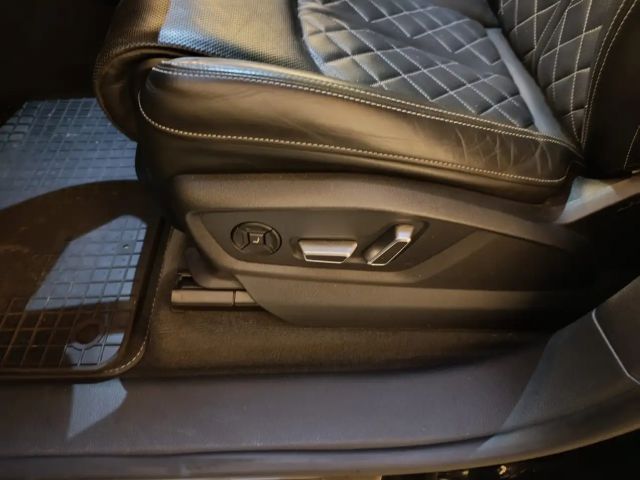 Audi Q8 55 TFSI Hybride Quattro