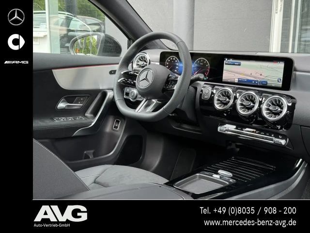 Mercedes-Benz A 200 AMG Line