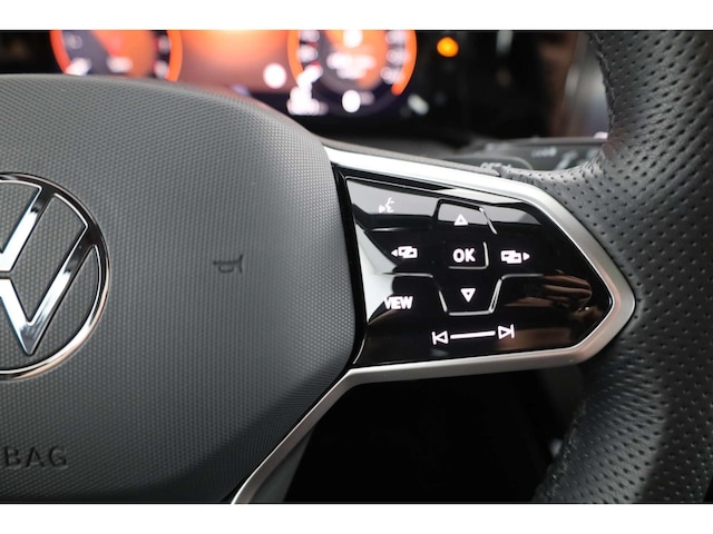 Volkswagen Golf 2.0 TSI R-Line