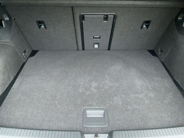 Volkswagen Golf 1.5 eTSI DSG Golf VIII