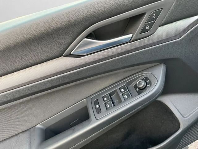 Volkswagen Golf 2.0 TDI DSG Golf VII IQ.Drive