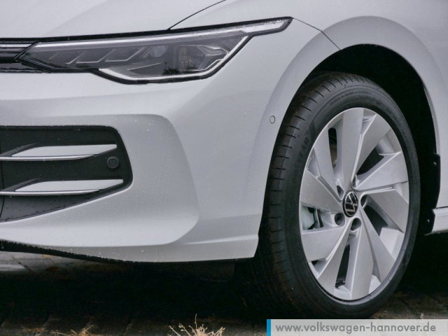 Volkswagen Golf 1.5 eTSI DSG IQ.Drive