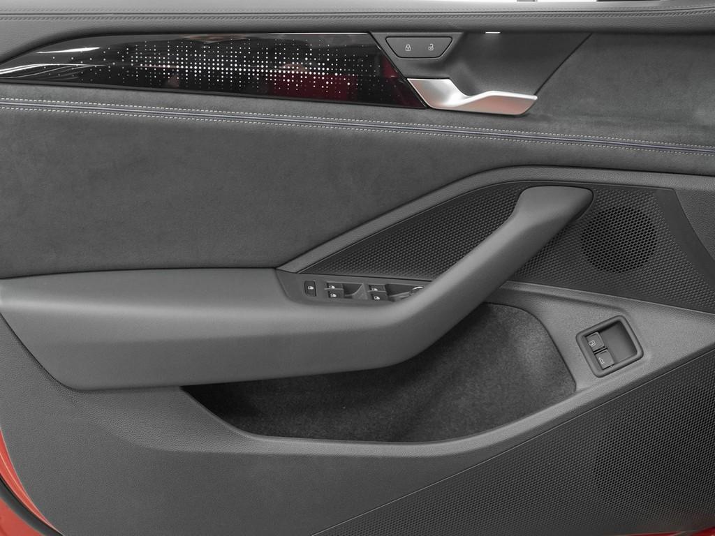 Volkswagen Passat R-Line eHybrid