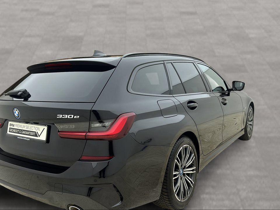 BMW 330 330e Touring