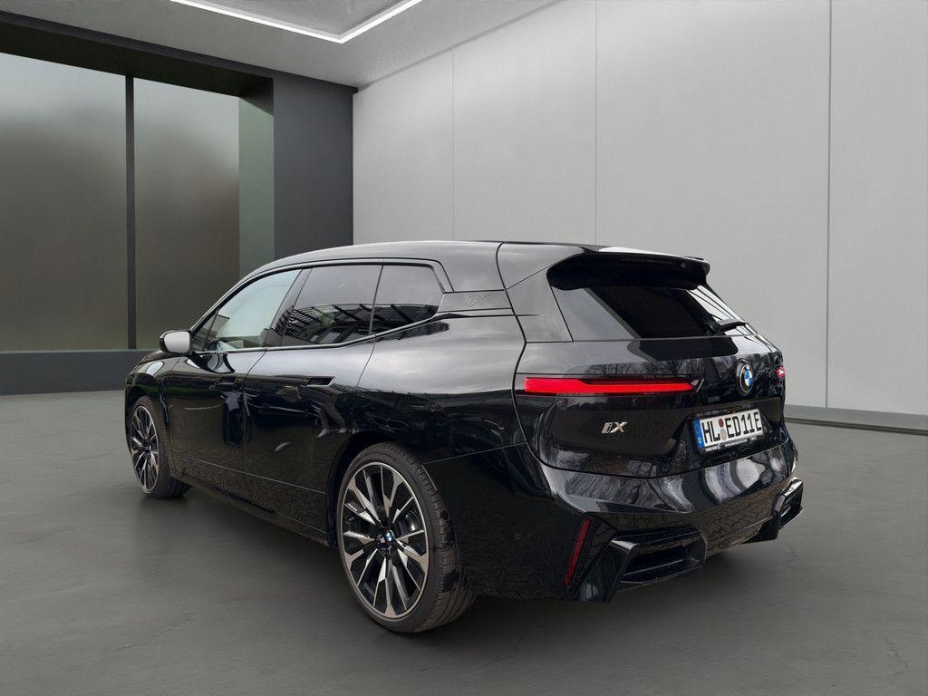 BMW iX xDrive60