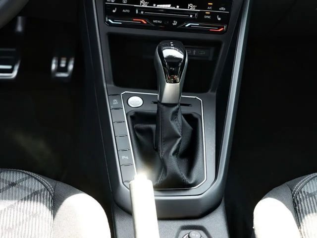 Volkswagen Taigo 1.5 TSI DSG R-Line