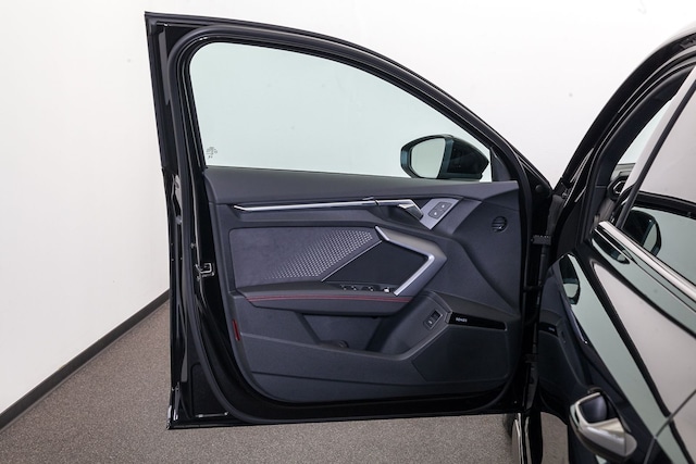 Audi A3 S-Line S-Tronic Sedan