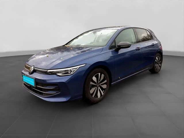 Volkswagen Golf 1.5 eTSI DSG IQ.Drive