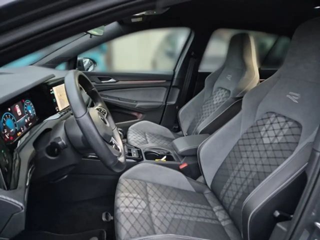 Volkswagen Golf 1.5 TSI Golf VIII R-Line