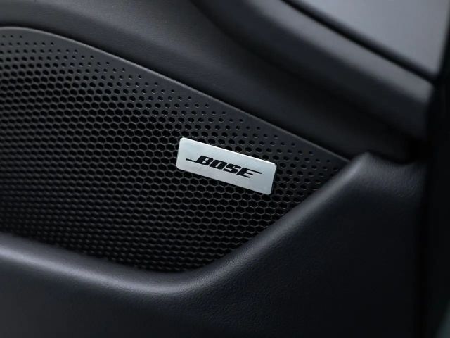 Porsche Taycan 4 Cross Turismo