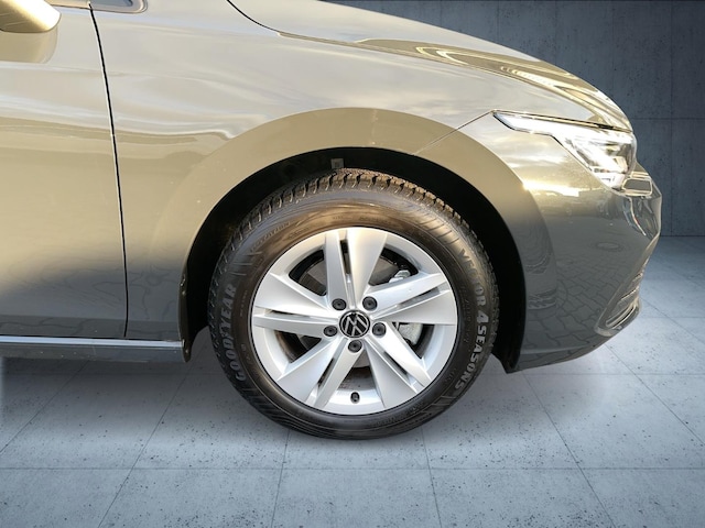 Volkswagen Golf 1.0 TSI DSG