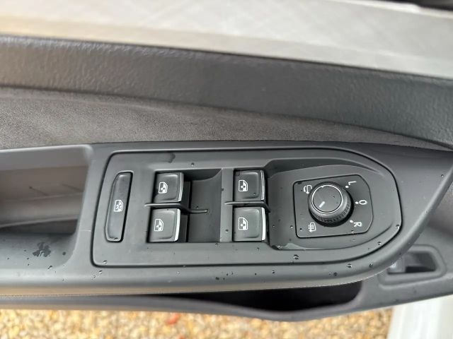 Volkswagen Golf Life eHybrid