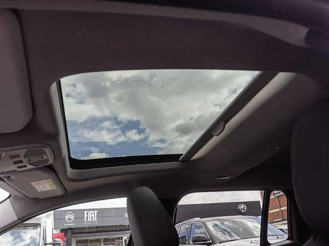 Jeep Avenger Full-Electric Summit