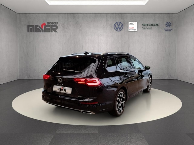 Volkswagen Golf 1.5 eTSI DSG Style Variant