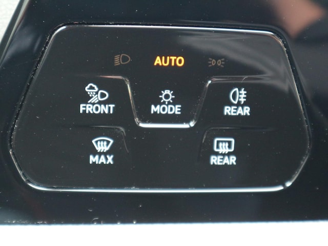 Volkswagen Golf 1.5 eTSI Style