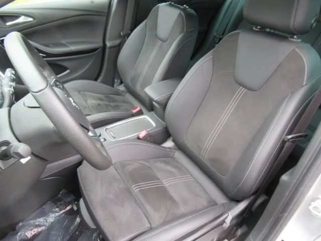 Opel Astra Sports Tourer Ultimate