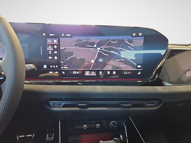 Audi A6 Avant Quattro S-Tronic