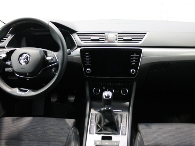 Skoda Superb 2.0 TDI Combi
