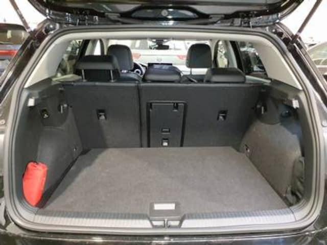 Volkswagen Golf 1.5 eTSI DSG Golf VIII