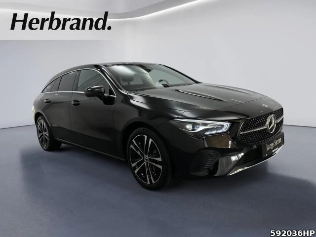 Mercedes-Benz CLA 200 Progressive