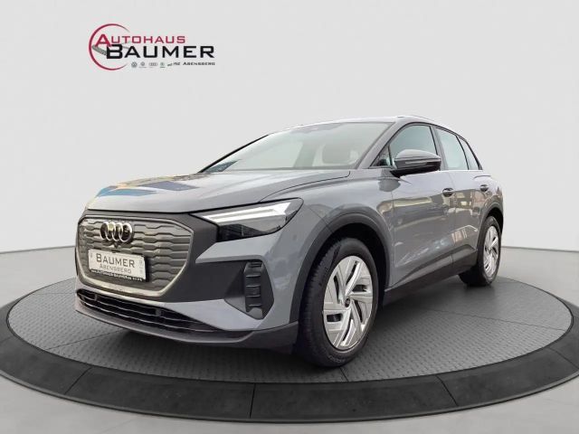 Audi Q4 e-tron 55 kWh LED SHZ PDC hinten Bluetooth