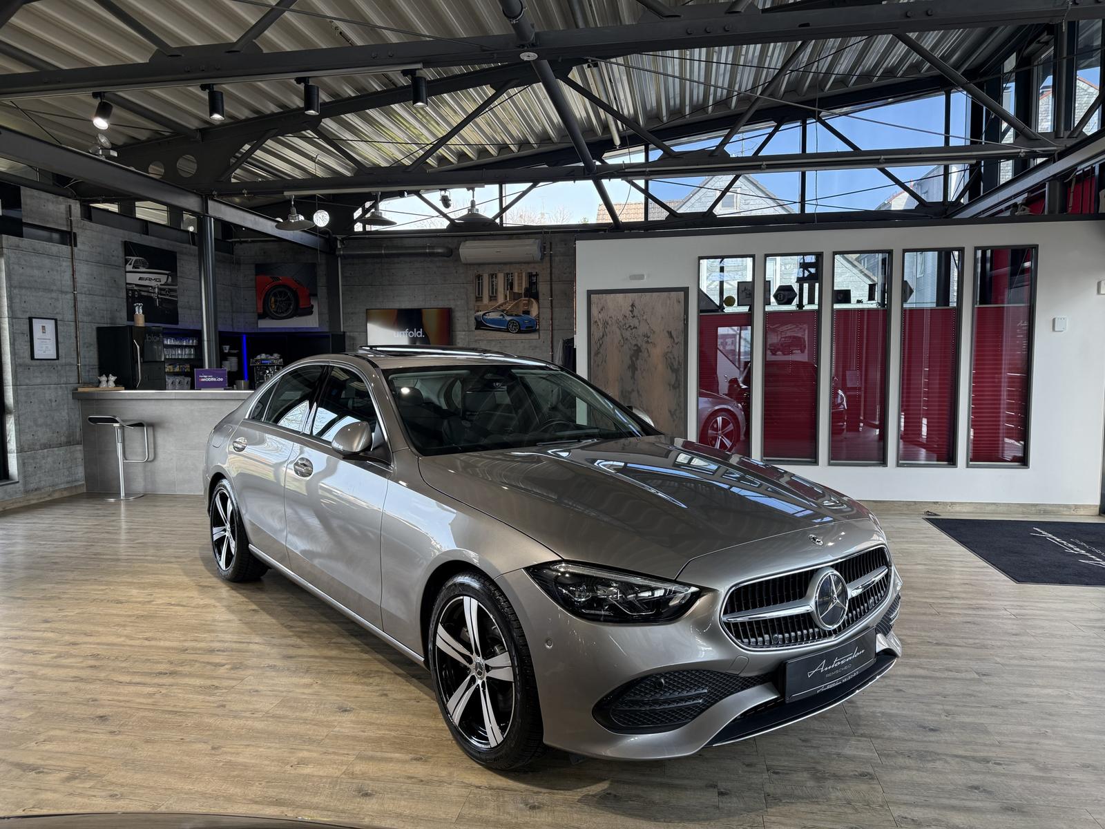 Mercedes-Benz C 200 AVANTGARDE Sedan