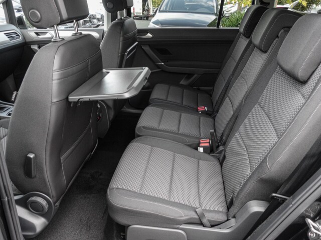 Volkswagen Touran 1.5 TSI DSG