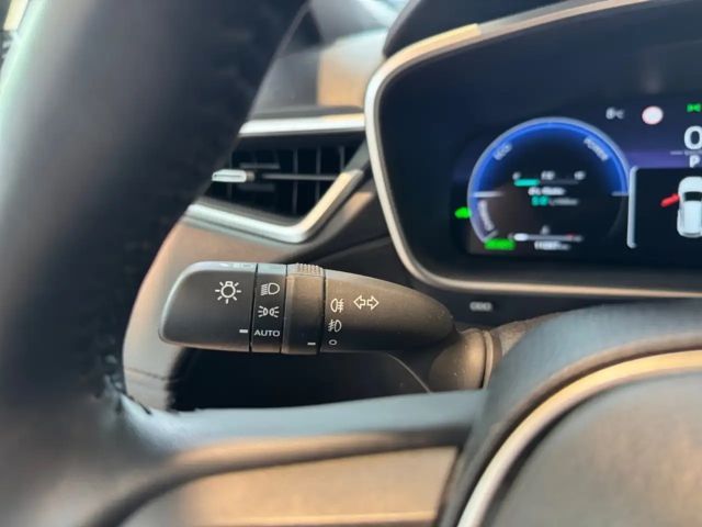 Toyota Corolla Cross Hybride Team D