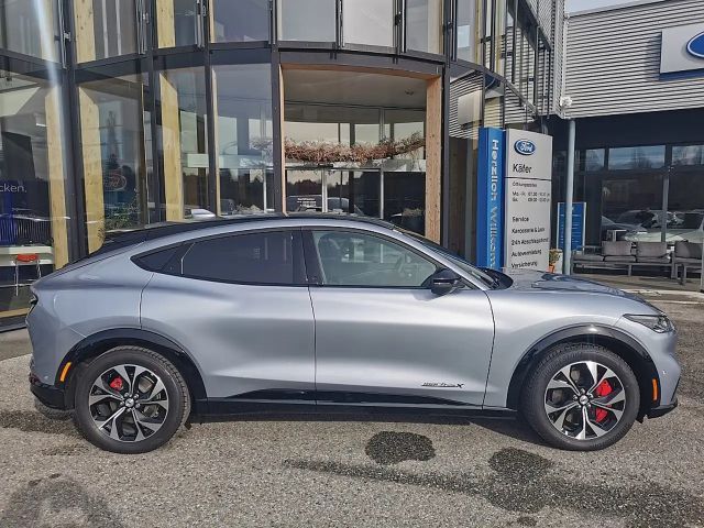 Ford Mustang Mach-E AWD Extended range