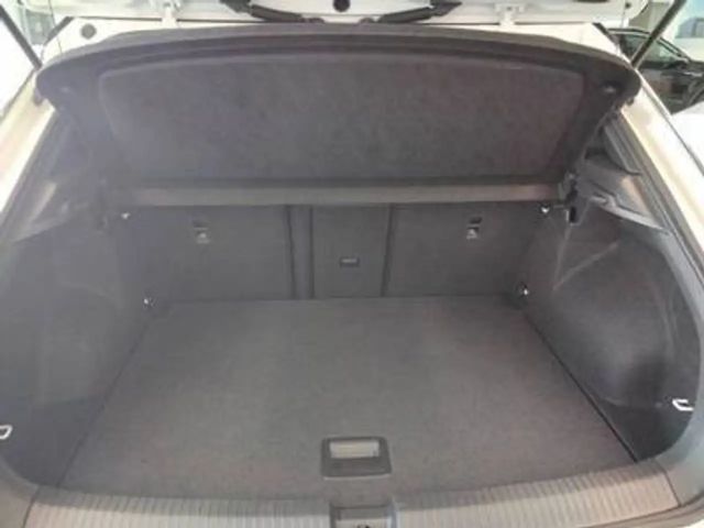 Volkswagen T-Roc 1.5 TSI DSG R-Line