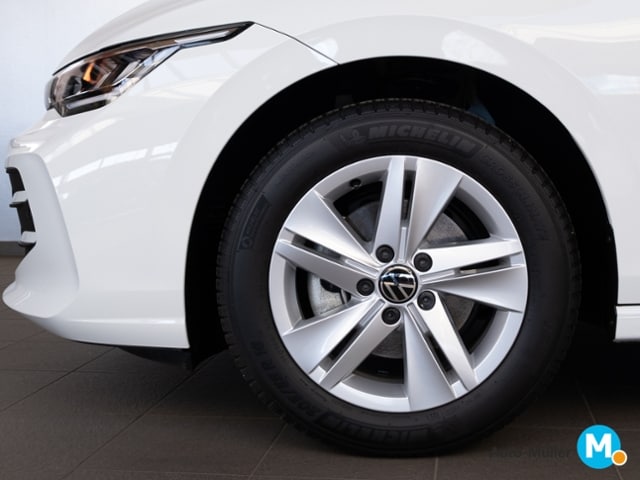 Volkswagen Golf 1.5 TSI Golf VIII