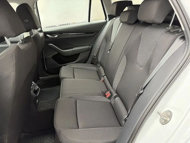 Skoda Octavia Kombi 2,0 TDI Essence