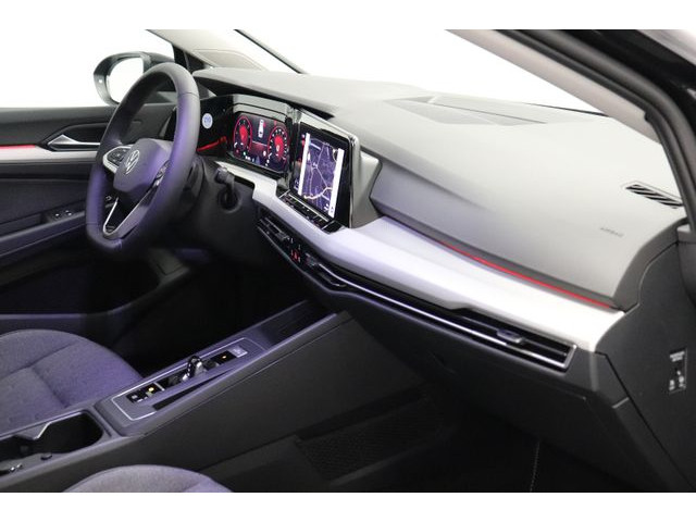 Volkswagen Golf Life Variant