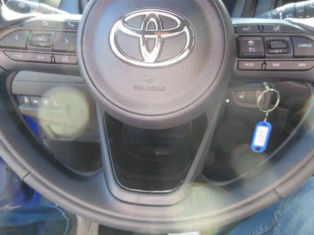 Toyota Aygo X Business Hatchback S-CVT