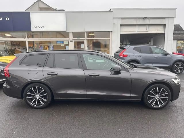 Volvo V60 AWD Dark Plus T6