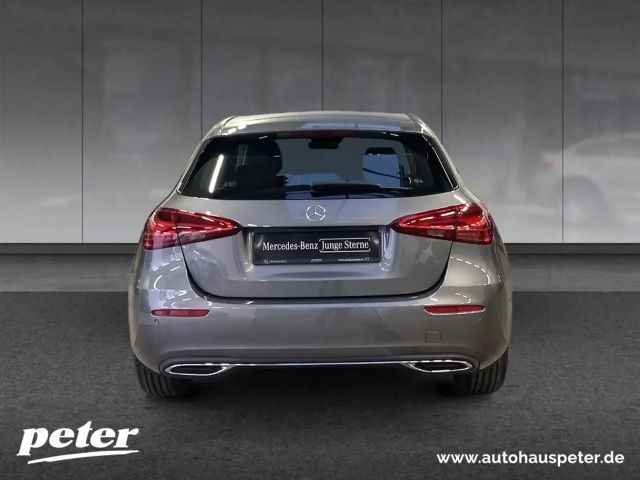 Mercedes-Benz A 200 Progressive