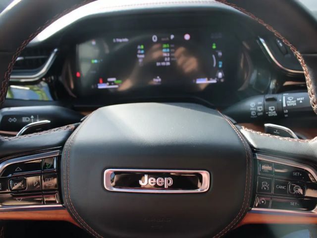 Jeep Grand Cherokee 4xe Summit