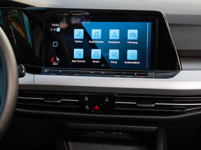 Volkswagen Golf Life