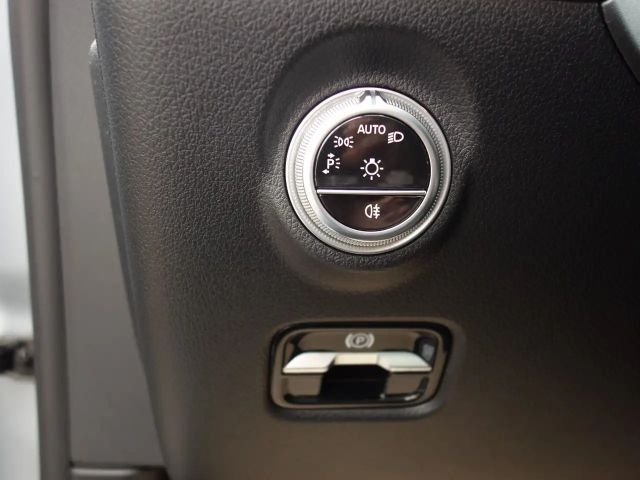 Mercedes-Benz C 180 AVANTGARDE Estate