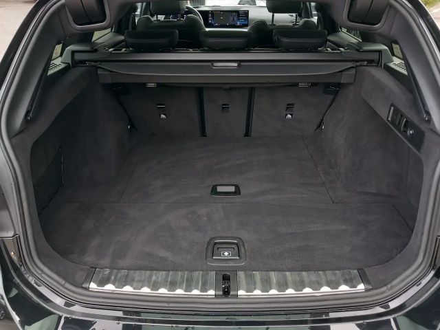 BMW 320 320d M-Sport Touring xDrive