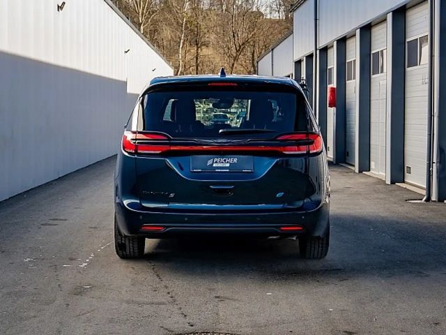 Chrysler Pacifica Touring eHybrid